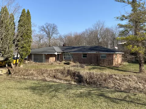 6790 N London Rd, Fairland, IN 46126