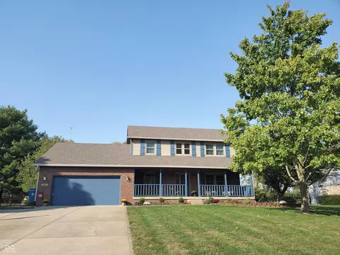 5606 W Rockway Dr, New Palestine, IN 46163