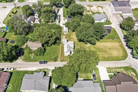 108 S Center St, Maxwell, IN 46154
