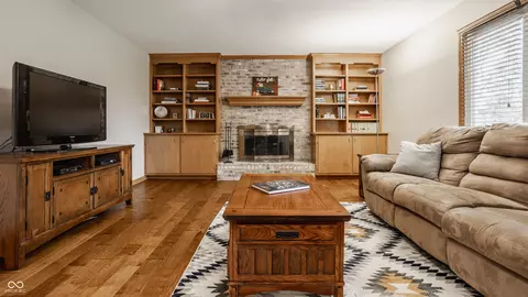 14097 Doubletree Ln, Carmel, IN 46032 photo 12