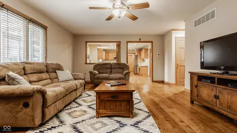 14097 Doubletree Ln, Carmel, IN 46032 photo 15