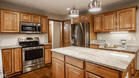 14097 Doubletree Ln, Carmel, IN 46032 photo 9