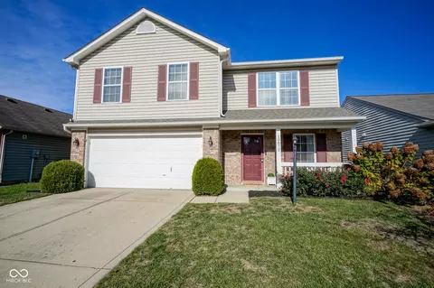 10872 Roundtree Rd, Fishers, IN 46037