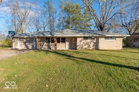 3904 S Larry Ln S, Muncie, IN 47302