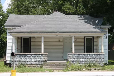 606 Main St W, Waveland, IN 47989