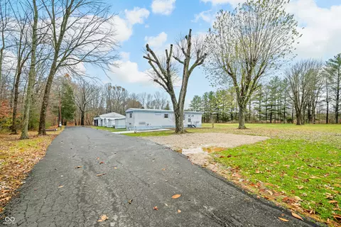 463 Hornettown Rd, Morgantown, IN 46160