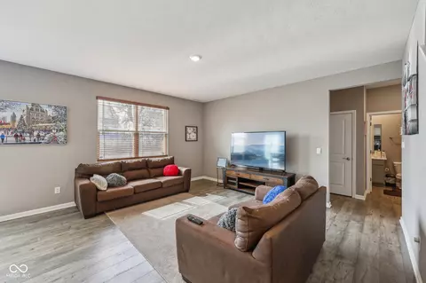 8131 Trailstay Dr, Camby, IN 46113 photo 6