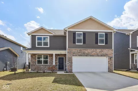 8131 Trailstay Dr, Camby, IN 46113