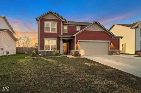 1878 Turning Leaf Dr, Franklin, IN 46131