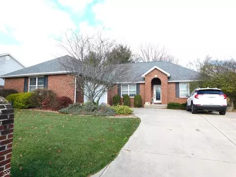 918 E Millcreek Rd N, Greensburg, IN 47240