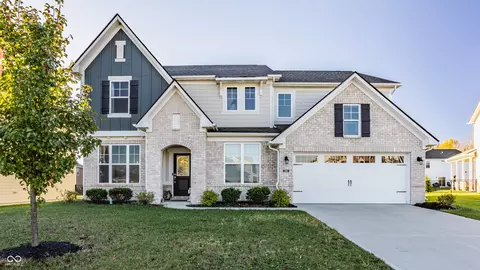 3731 Gilmore Pl, Bargersville, IN 46106