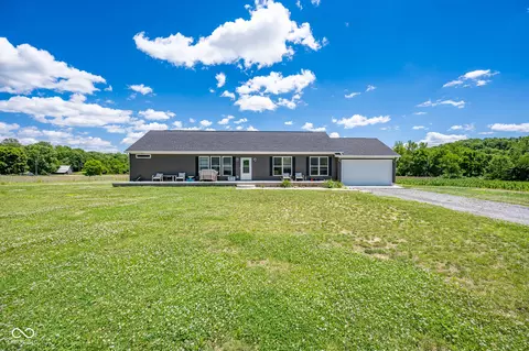 5814 W County Road 100 S, Greencastle, IN 46135