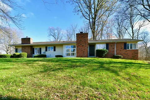 9283 W Forest Dr, Elwood, IN 46036