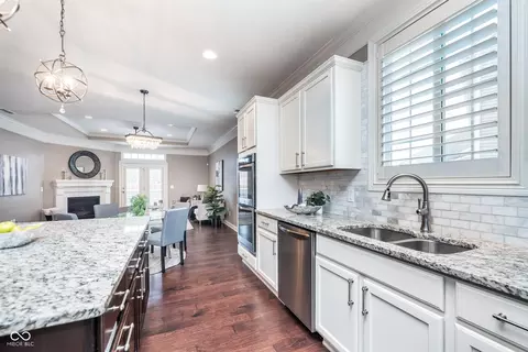 12786 Thames Dr, Fishers, IN 46037 photo 8