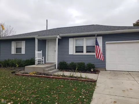 1905 Manor Dr, Lebanon, IN 46052
