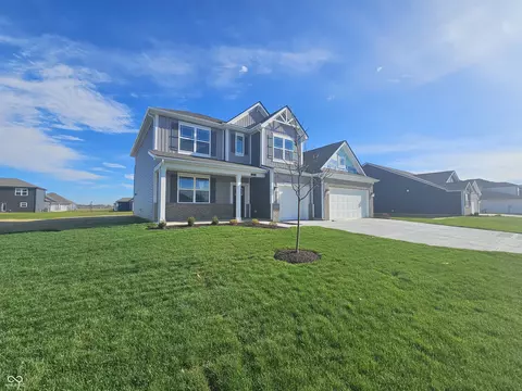 2279 Pine Valley Dr, Plainfield, IN 46168 photo 2