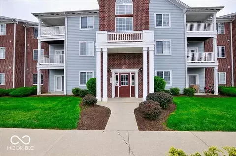 5011 Amber Creek Pl #102, Indianapolis, IN 46237