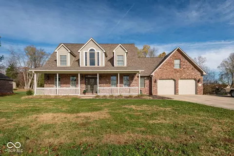 2794 N Morgan Trail Dr, Martinsville, IN 46151