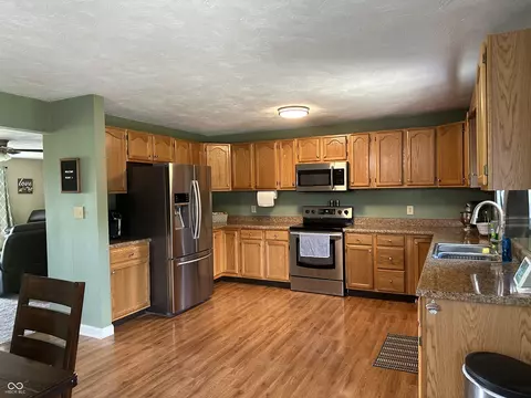 Kitchen - 8616 S 750 W, Pendleton, IN 46064 photo 1 of 2