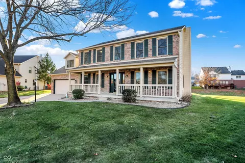 1243 Luce Creek Cir, Greenwood, IN 46142
