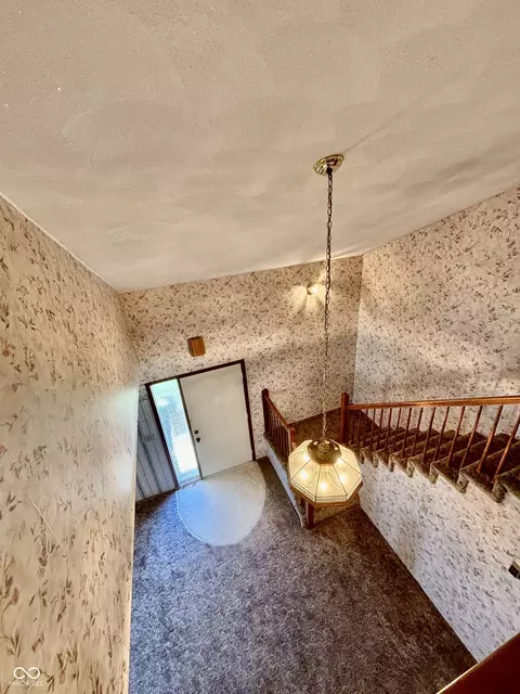 Entry Way - 111 N Eugene Ave, Cayuga, IN 47928 photo 10 of 13