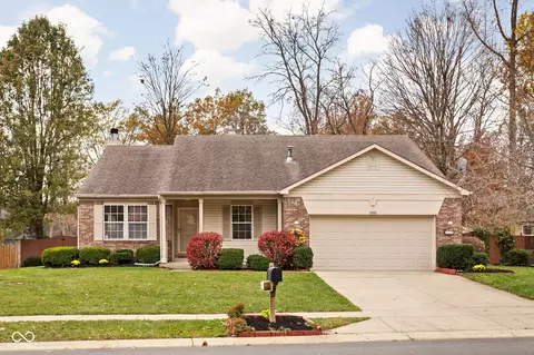 570 Old Farm Rd, Danville, IN 46122