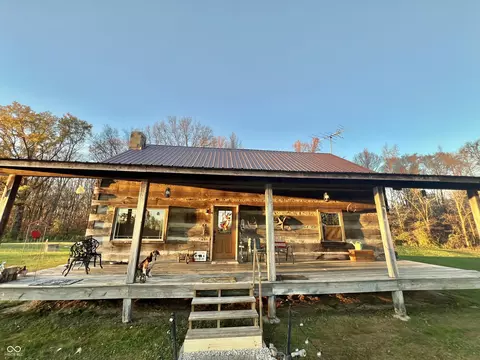 8105 S County Road 800 W, Commiskey, IN 47227