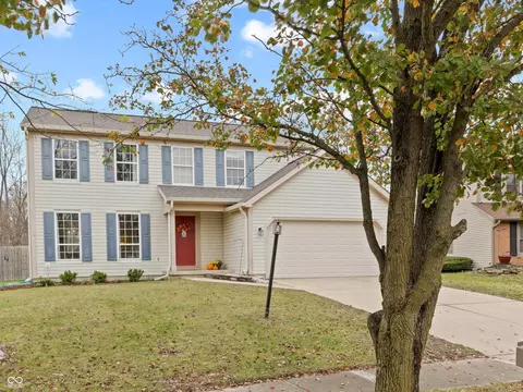 5463 Turfway Cir, Indianapolis, IN 46228