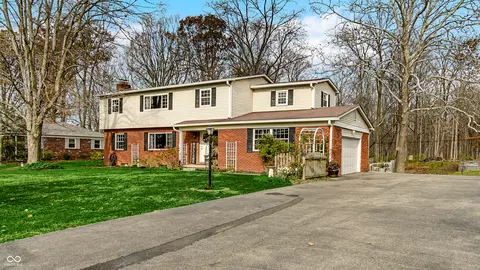 2762 Daugherty Dr, Zionsville, IN 46077