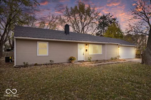 10 Zion Ct, Indianapolis, IN 46222