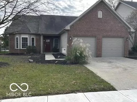 6102 Chadworth Way, Oaklandon, IN 46236