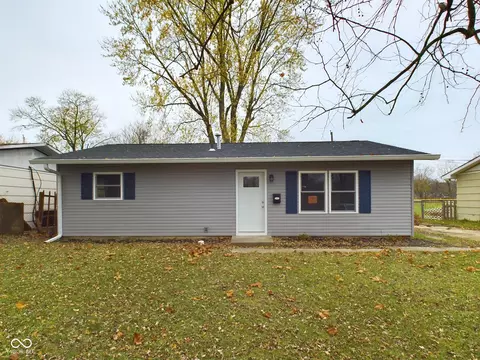 121 Gaywood Dr, Chesterfield, IN 46017