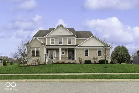 857 Viking Sunrise Ln, Westfield, IN 46074