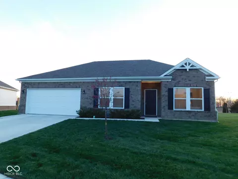 1979 Shellbark Ct, Columbus, IN 47201