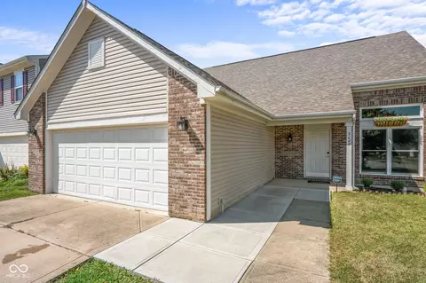 5644 Wild Horse Dr, Indianapolis, IN 46239