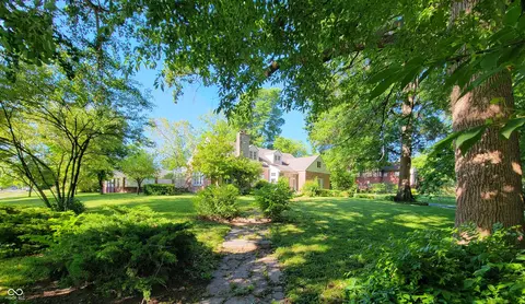 705 W 6th St, Seymour, IN 47274