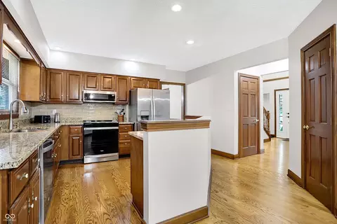 Kitchen - 709 Howe Dr, Carmel, IN 46032 photo 2 of 5