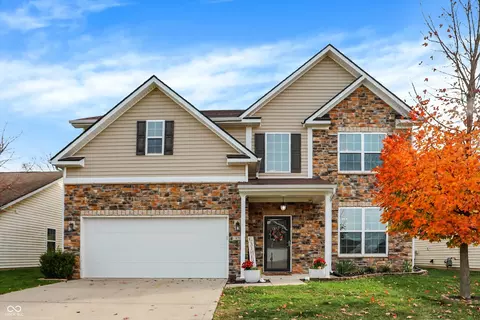 8701 N Deer Crossing Blvd, Mccordsville, IN 46055