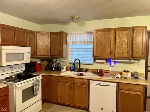 Kitchen - 3149 E 900 S, Flat Rock, IN 47234 photo 1 of 2