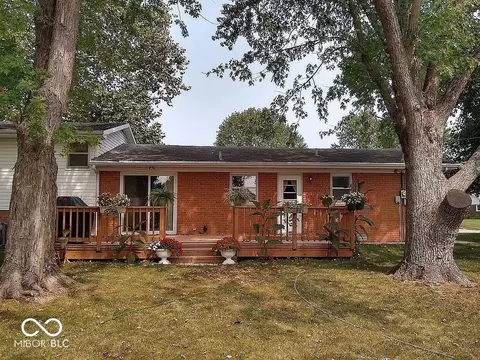 701 E Julia Dr, Columbus, IN 47203 photo 2
