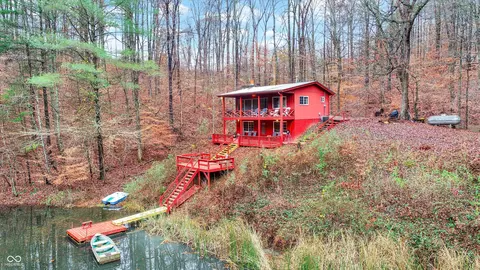 5196 Lanam Ridge Rd, Nashville, IN 47448