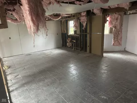 5408 Singleton St, Indianapolis, IN 46227 photo 8