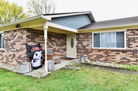 7922 S Sherman Dr, Indianapolis, IN 46237