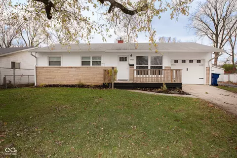 7922 E White Ln, Lawrence, IN 46226