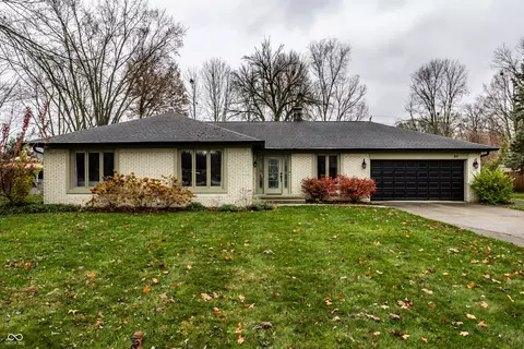 301 Oak Blvd S Dr, Greenfield, IN 46140