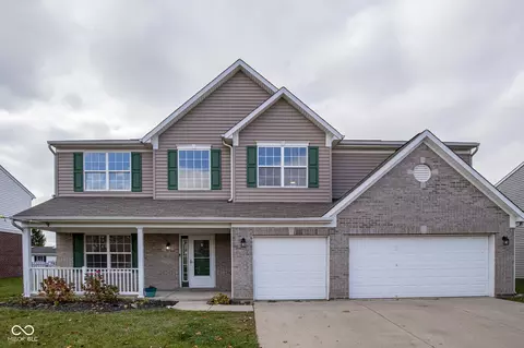 19141 Searay Dr, Noblesville, IN 46060
