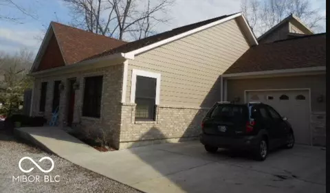 232 W Main St, Nashville, IN 47448