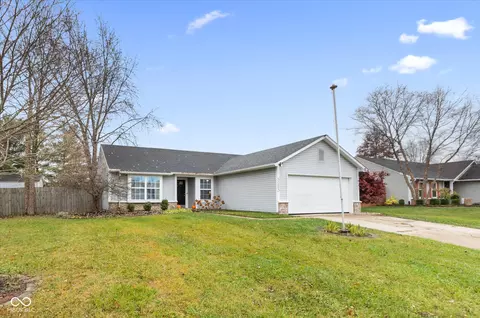 5283 Gateway Ave, Noblesville, IN 46062