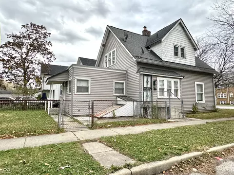 4502 E Washington St, Indianapolis, IN 46201