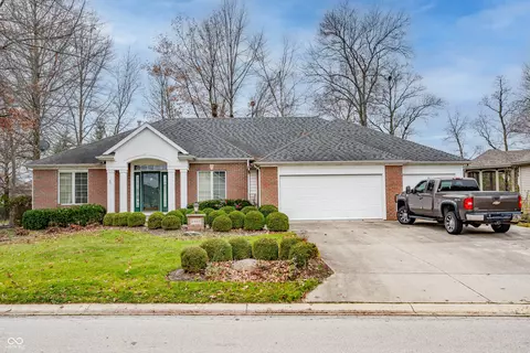 6935 Hawksnest Trl, Fort Wayne, IN 46835